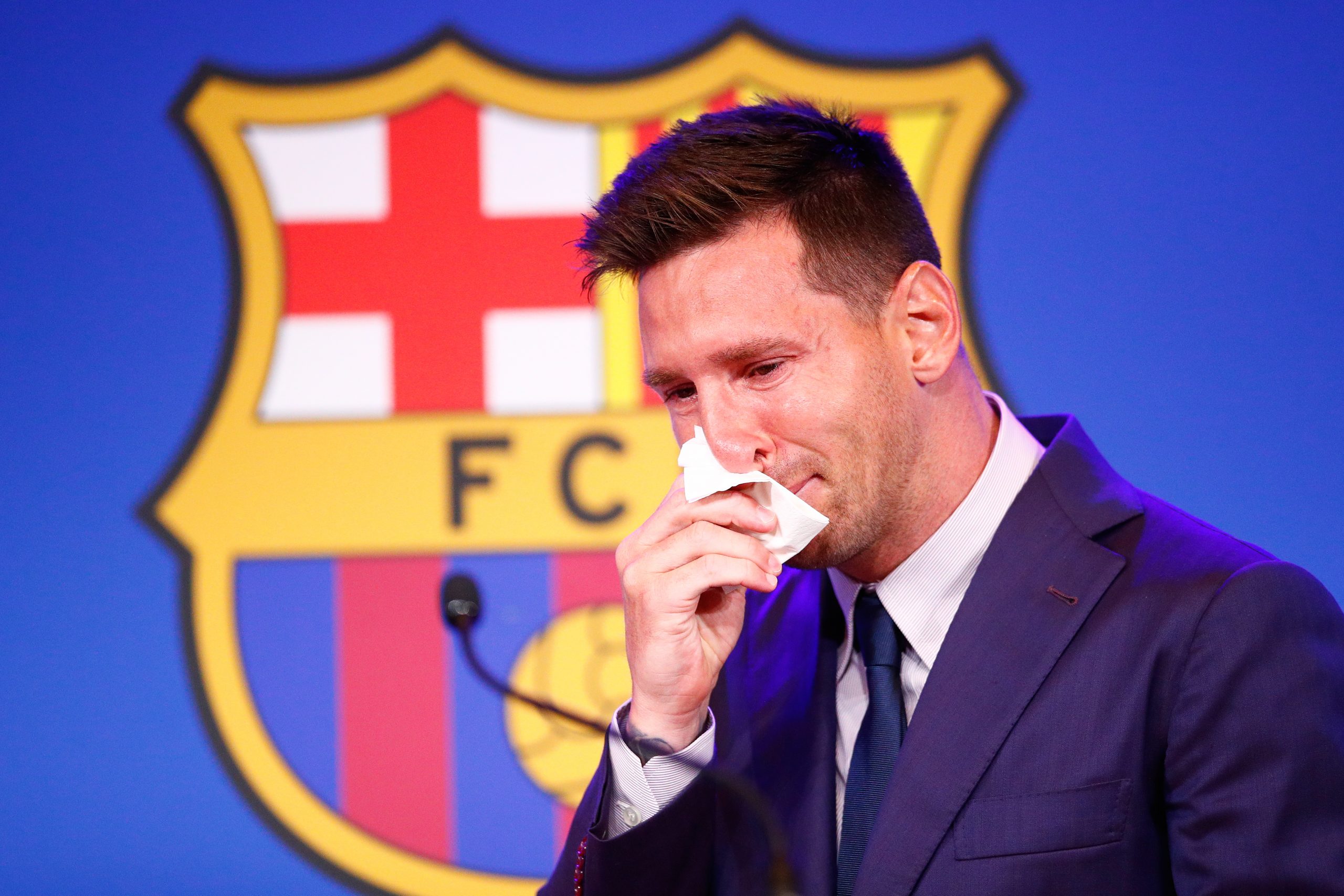 News estere – Messi si presenta: “Grazie Parigi. Accoglienza sorprendente”