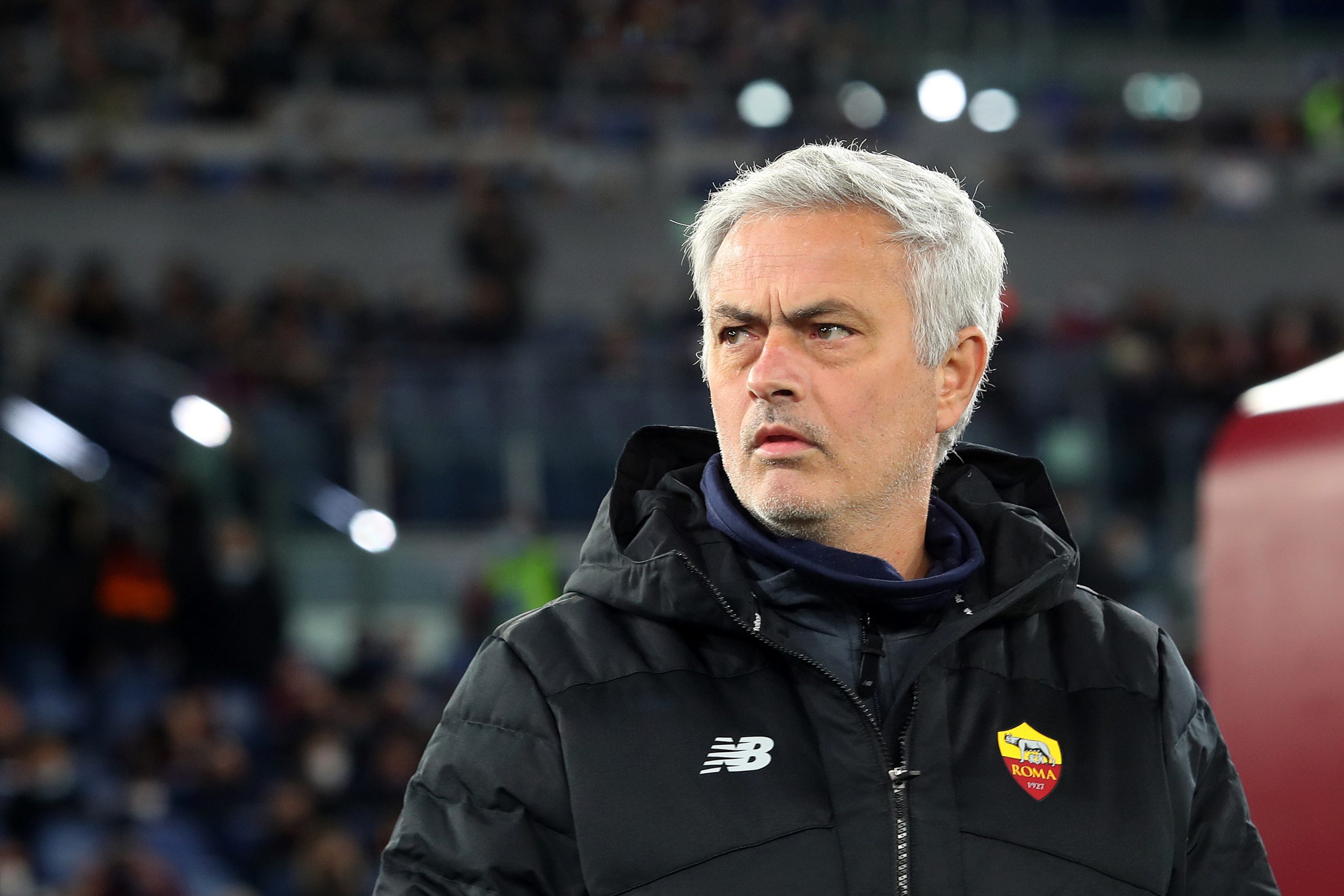 Calciomercato Roma – Mourinho aspetta rinforzi: Pinto lavora a fari spenti!
