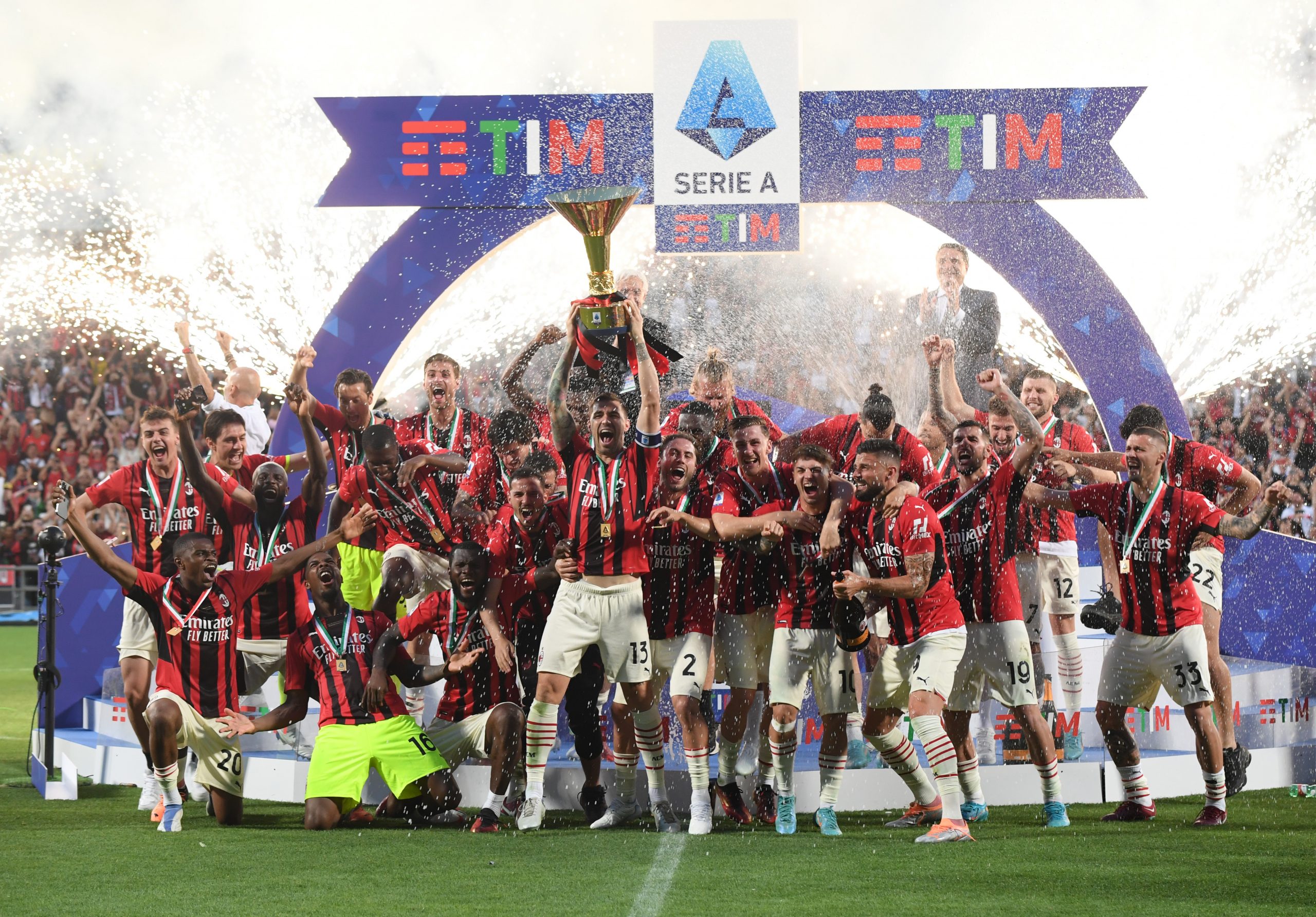 Serie A – Il Milan è Campione d’Italia! Leao l’MVP della stagione