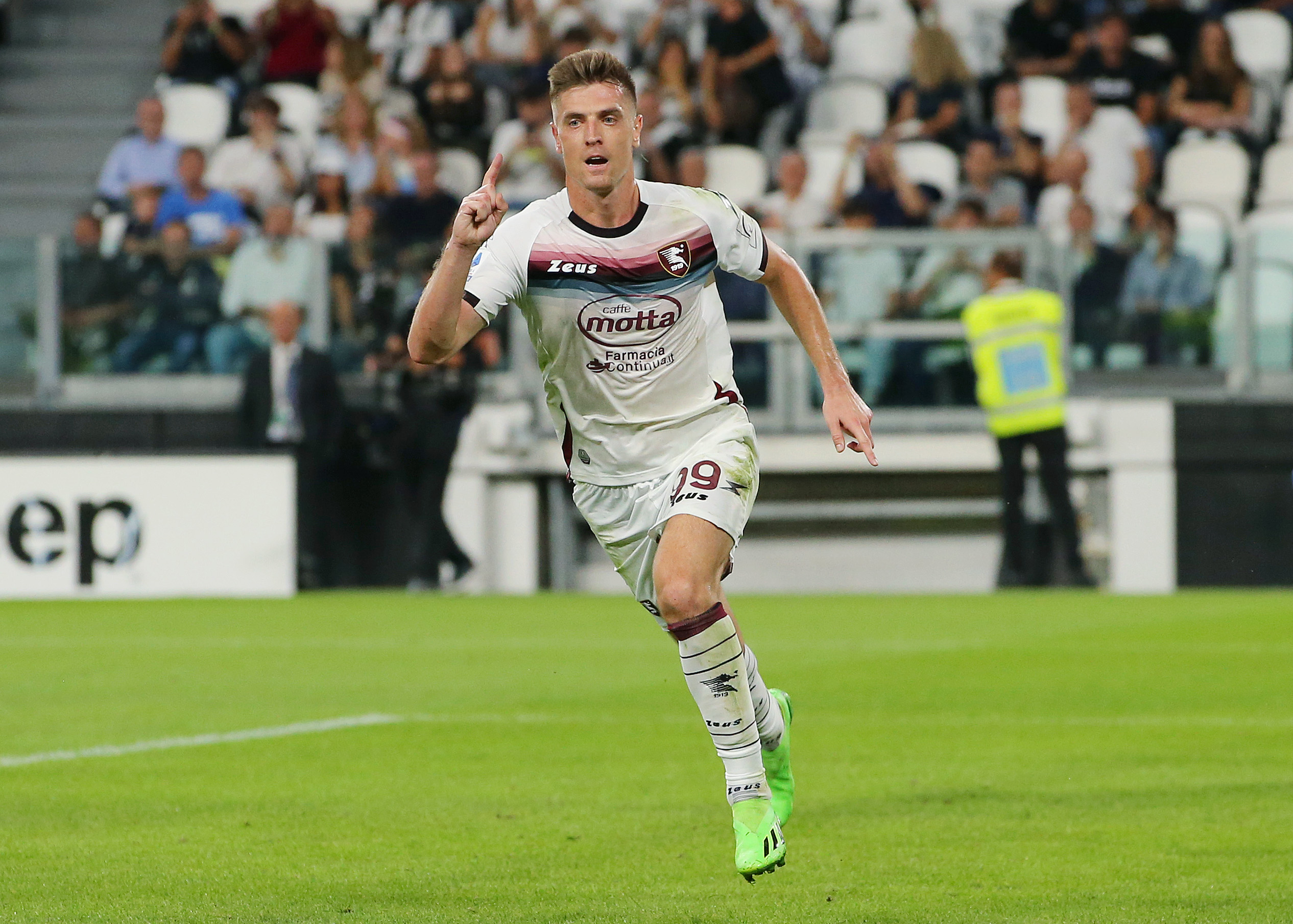 piatek salernitana