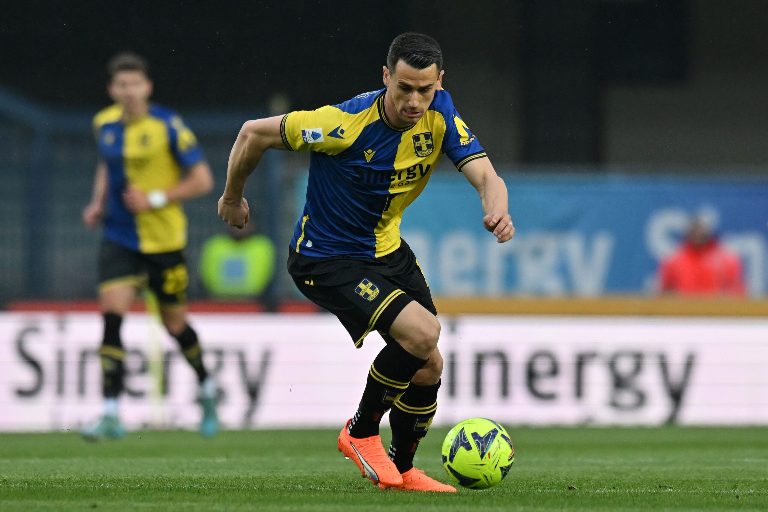 Mercato Bari – Il primo bomber è ufficiale: i dettagli sul contratto